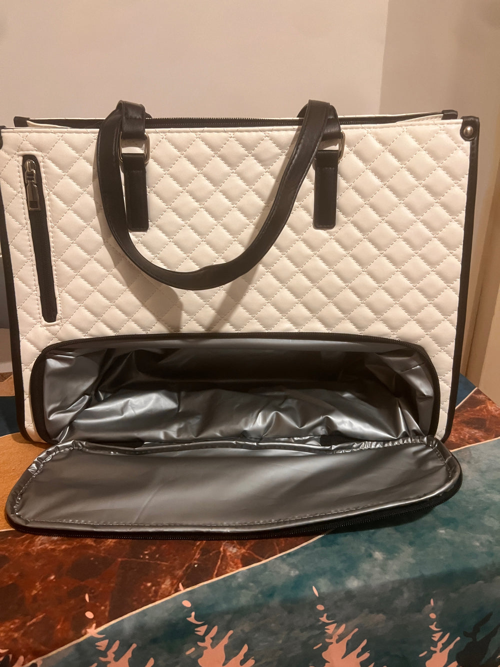 <h3> WHAT OUR CUSTOMERS THINK</h3>